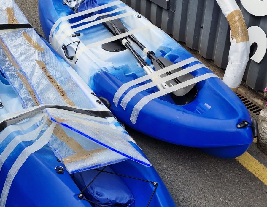 2 Canoes